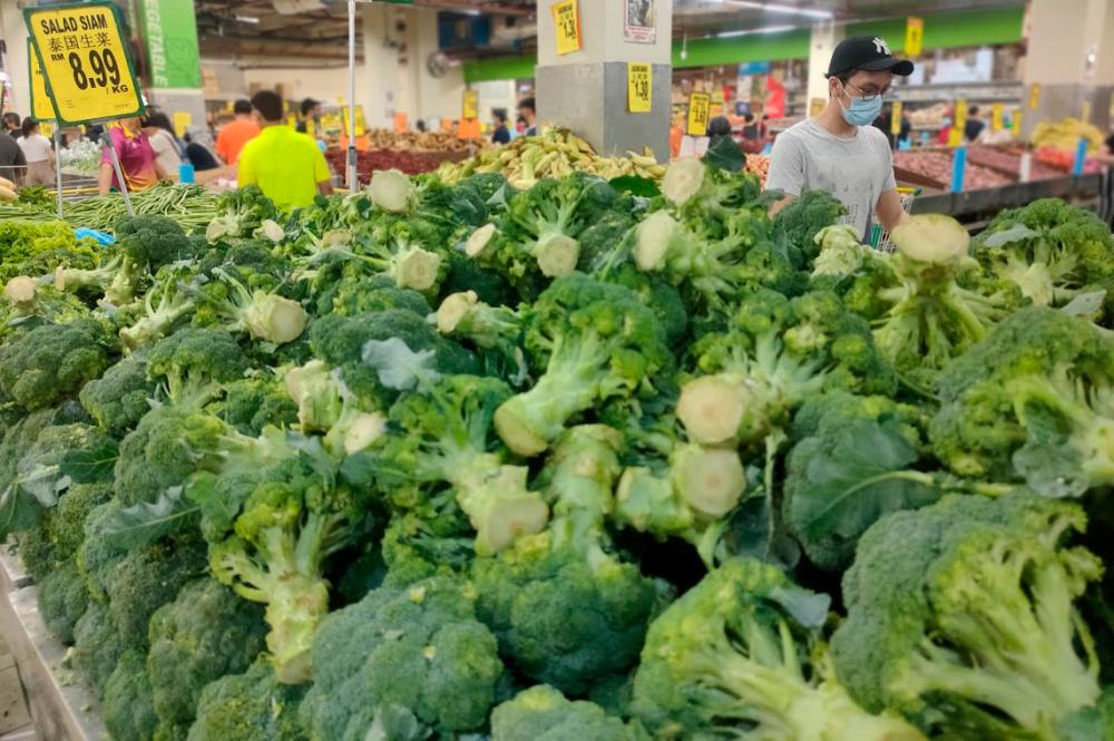 Lima barangan dalam SHMMP Tahun Baharu Cina dI Kelantan mencukupi