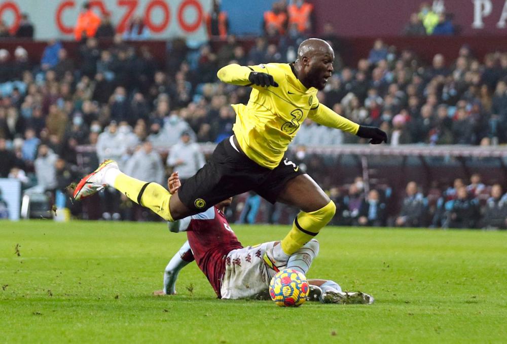 Lukaku revives Chelseaâs bid to âhuntâ down Man City Lukaku revives Chelseaâs bid to âhuntâ down Man City