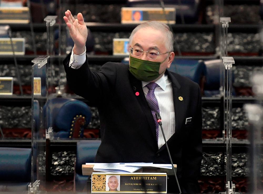 MOT serious on well-being of 6,000 Malaysian seamen - Wee Ka Siong MOT serious on well-being of 6,000 Malaysian seamen - Wee Ka Siong