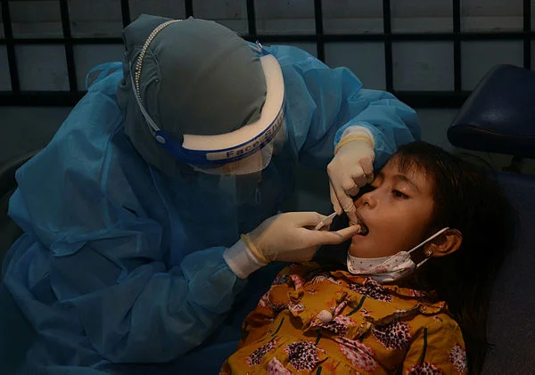 M_sian_man_encourages_parents_to_send_children_to_govt_dental_clinics__citing_low_cost_and_meticulous_care (1) M'sian man encourages parents to send children to govt dental clinics, citing low cost and meticulous care