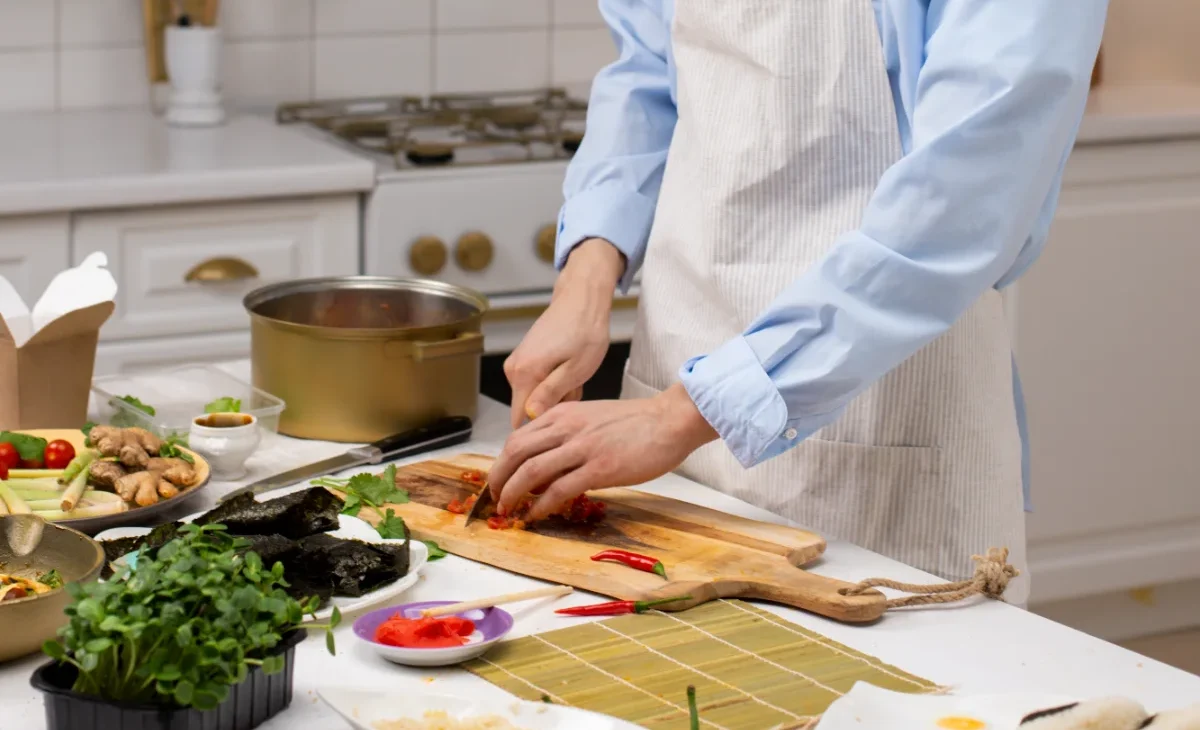 M’sian man says cooking at home saves more money compared to eating out during Ramadan