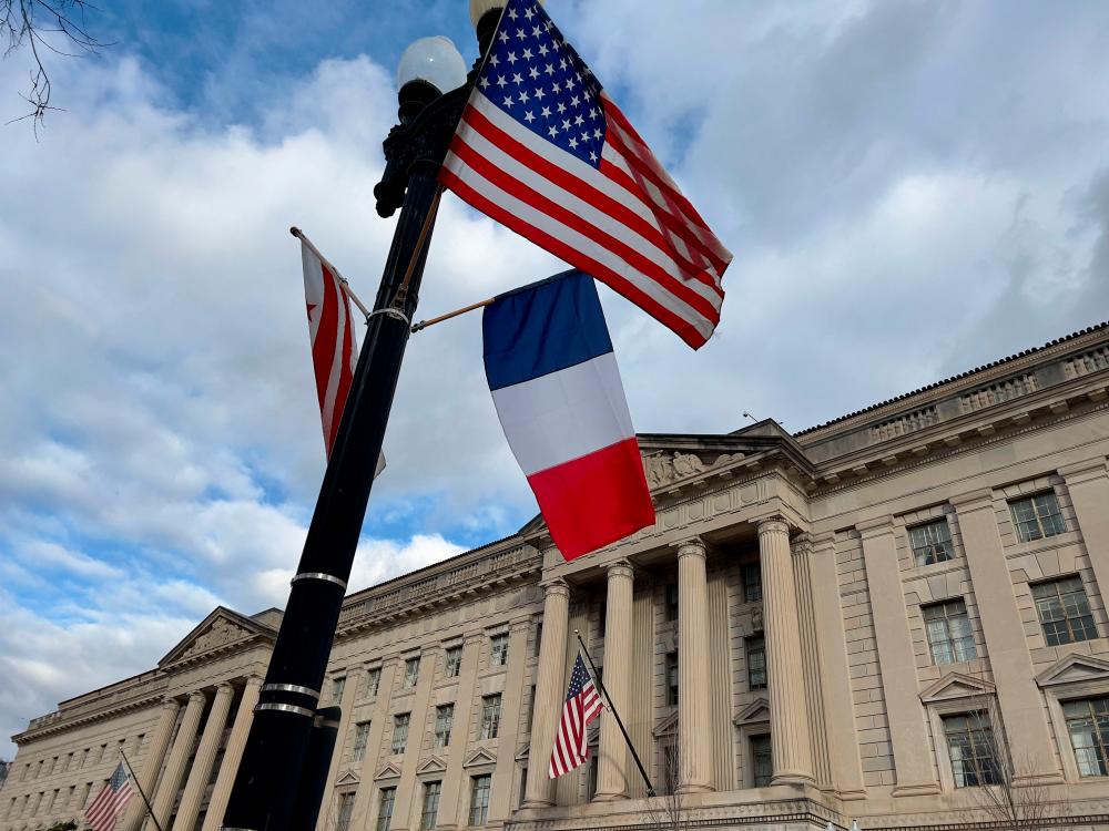 Macron heads to US for wide-ranging state visit Macron heads to US for wide-ranging state visit