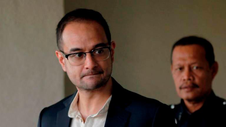 Mahkamah benar permohonan 1MDB berhubung dokumen dalam kes saman terhadap Riza Shahriz