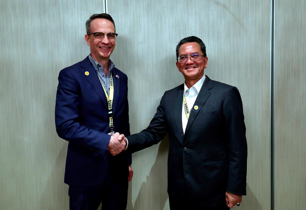 Malaysia berhasrat teroka teknologi generasi baharu dengan AS Malaysia berhasrat teroka teknologi generasi baharu dengan AS