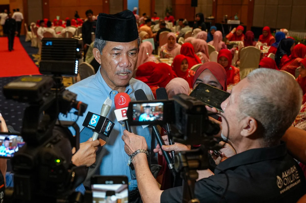 Malaysia_condemns_Israel_s_closure_of_Al-Aqsa_Mosque_as_heinous Malaysia condemns Israel's closure of Al-Aqsa Mosque as heinous