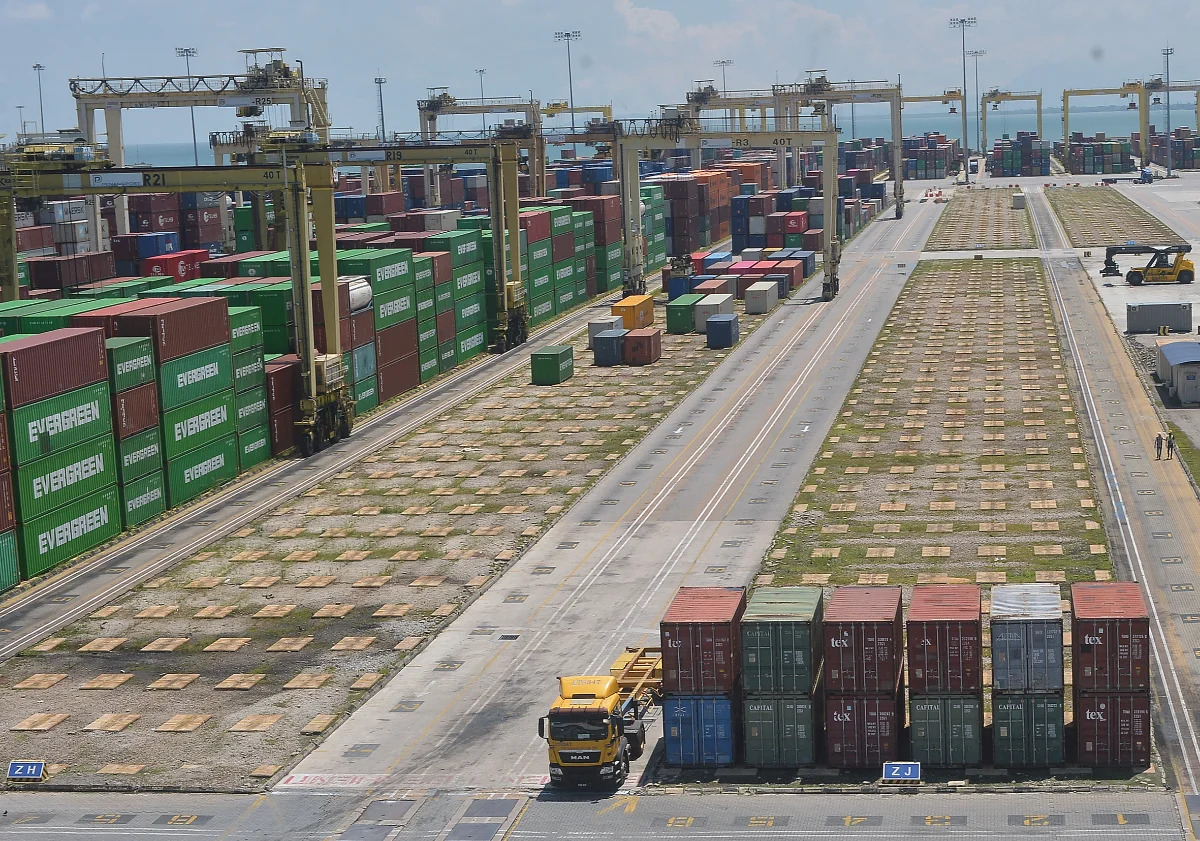 Malaysian_exporters_must_comply_with_US_labour_standards Malaysian exporters must comply with US labour standards