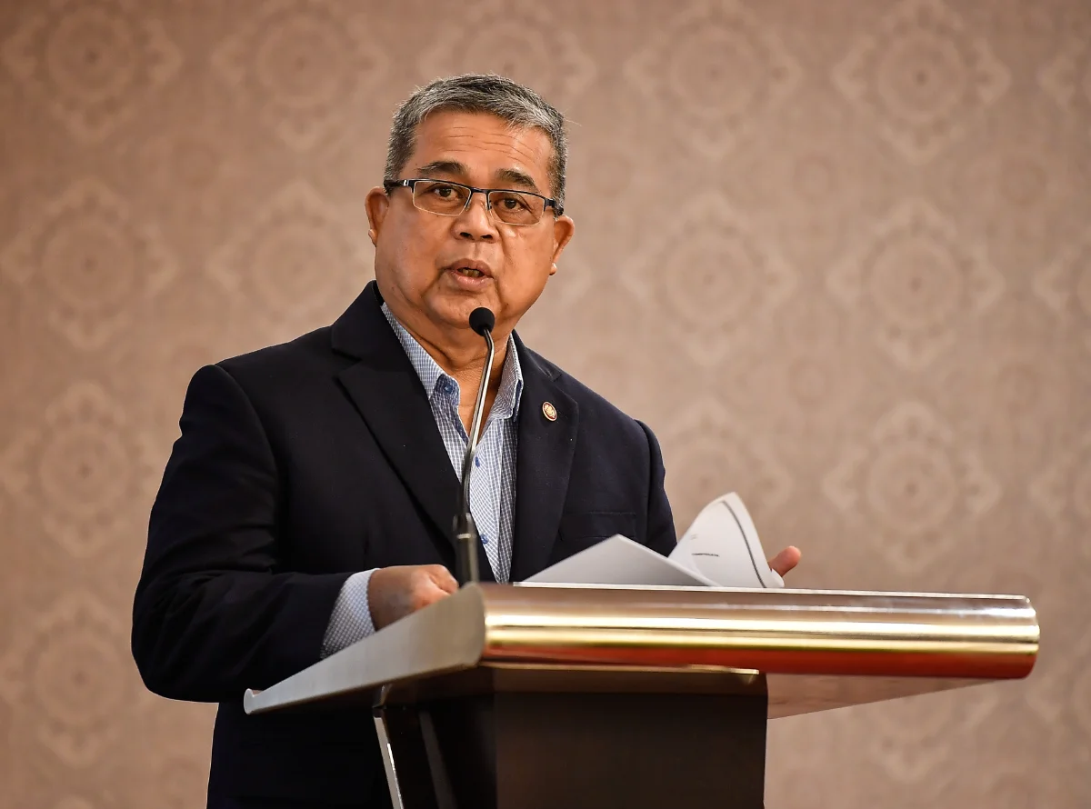Malaysians_urged_to_safeguard_harmony__avoid_sensitive_issues