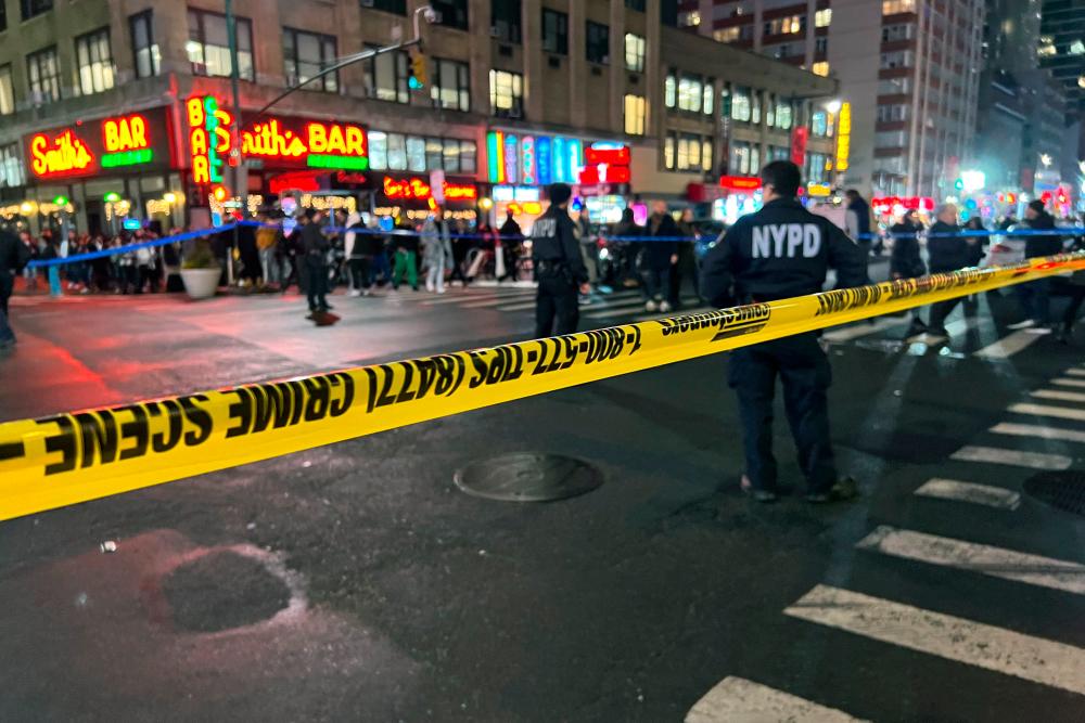 Man dies after being shot near New York’s Times Square Man dies after being shot near New York’s Times Square