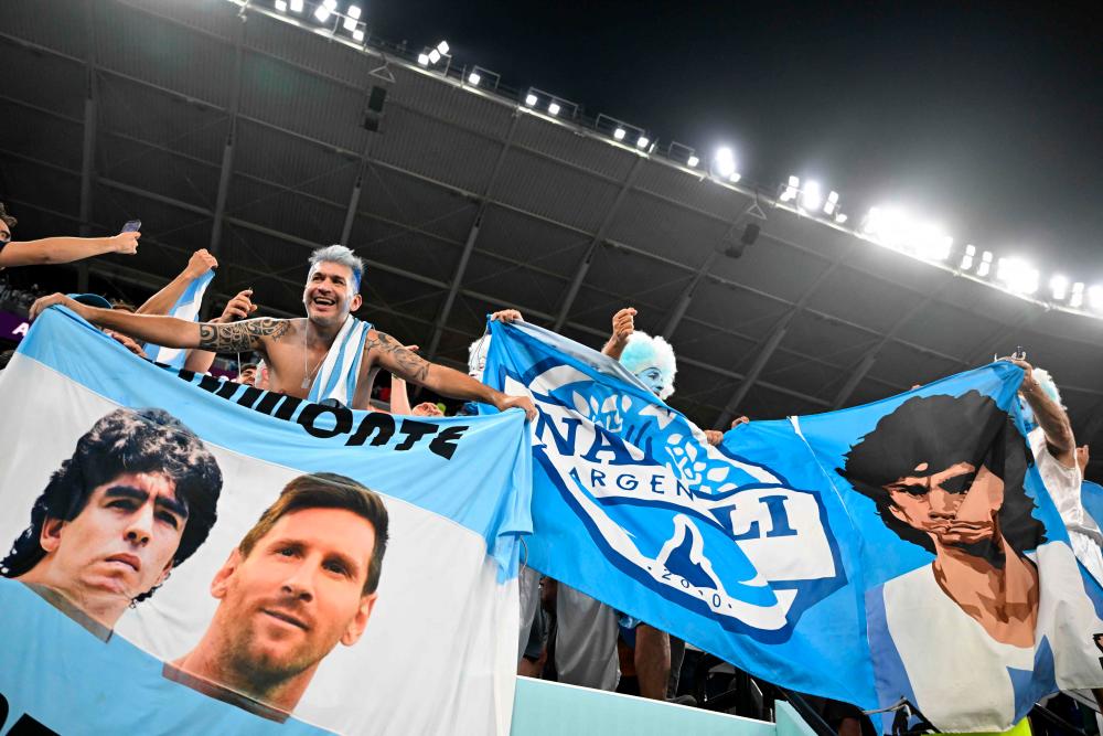 Maradona would be ‘super happy’, says Messi Maradona would be ‘super happy’, says Messi