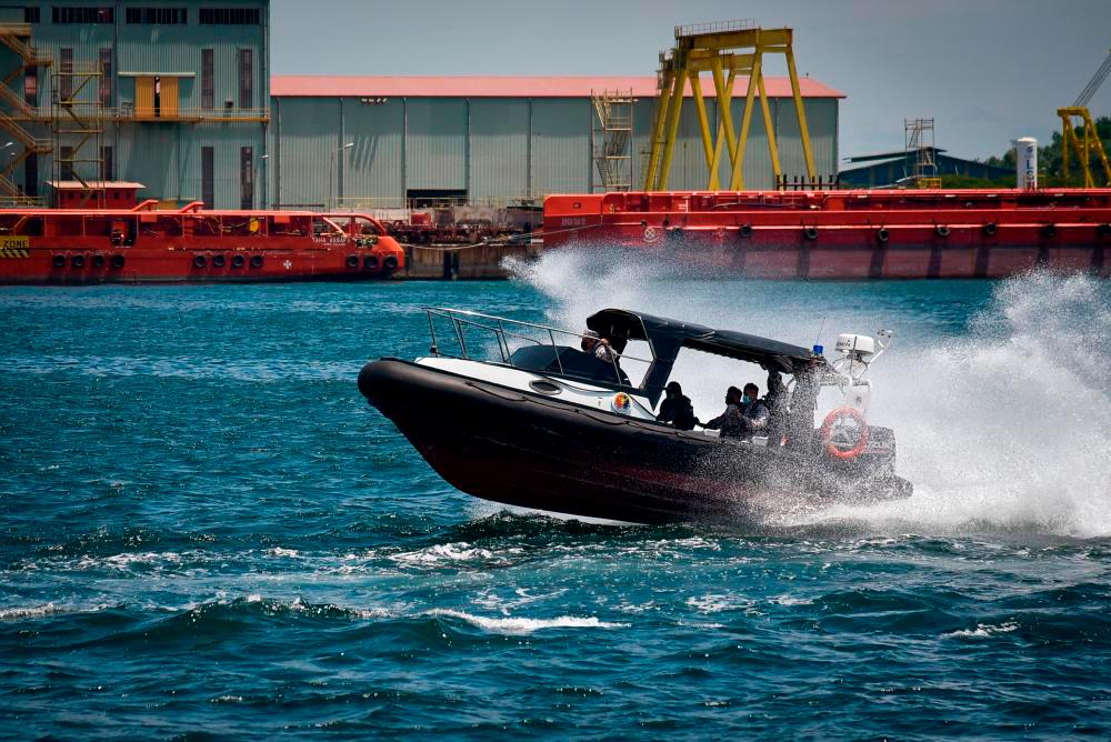 Maritime hands over video on ferry passengers’ safety to Marine Dept
