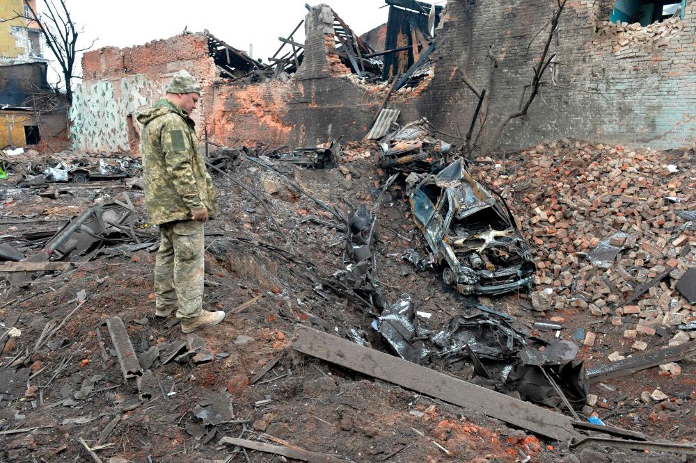 Mariupol mayor: Ukrainian girl dies of thirst under rubble of home