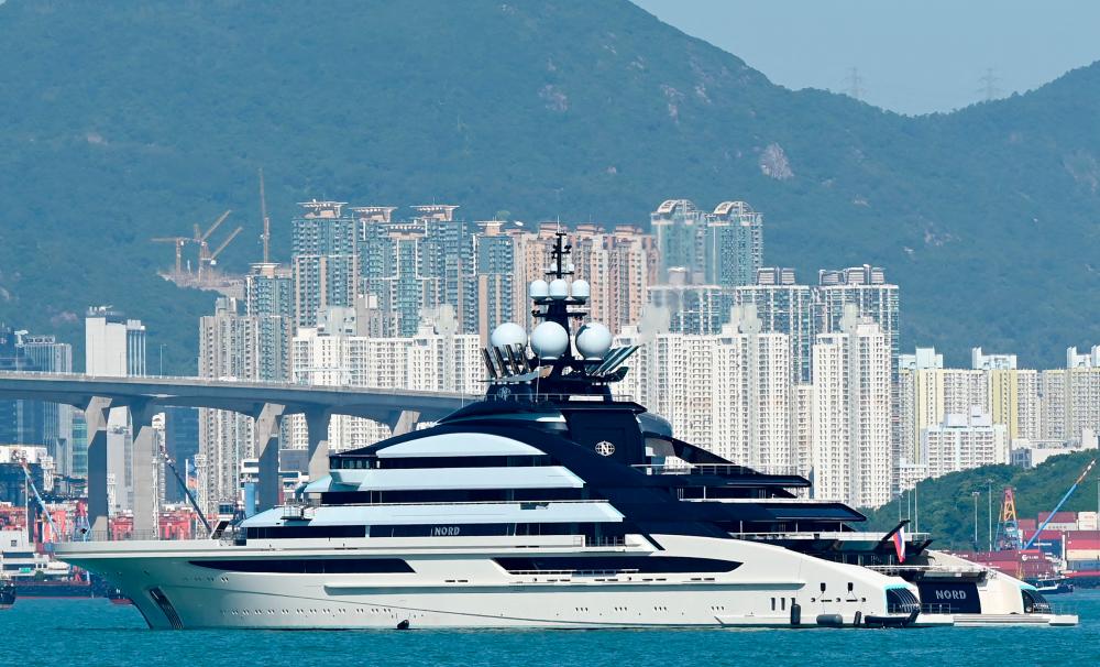 Megayacht sparks warnings Hong Kong could become Russia haven Megayacht sparks warnings Hong Kong could become Russia haven