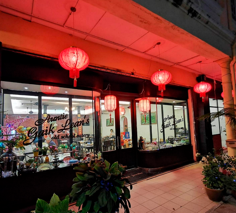 Michelin star award: Full reservation at two restaurants in Penang