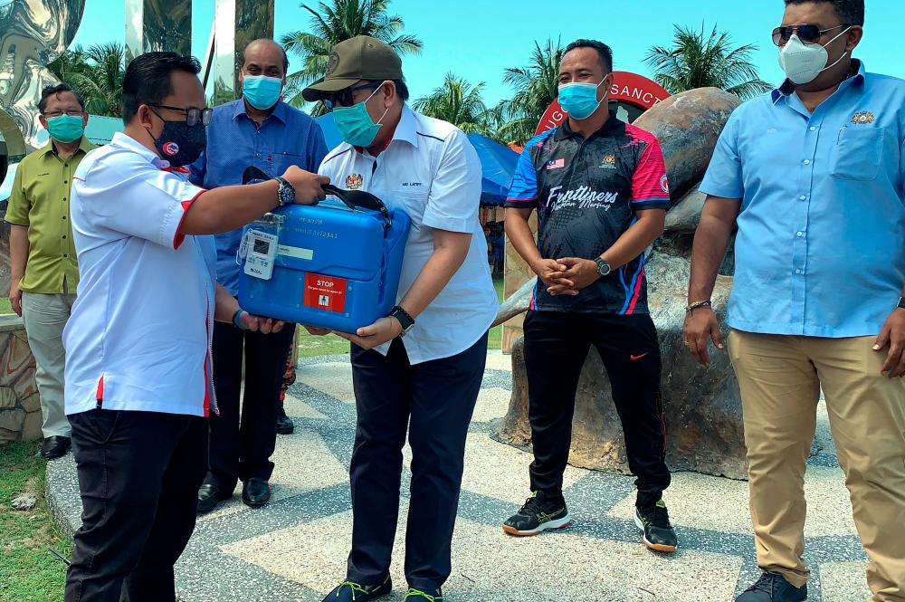 Ministry advises rural residents not to be choosy about Covid-19 vaccine