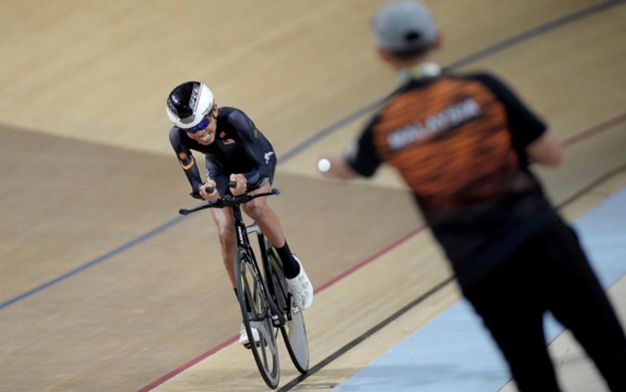 Mohamad Yusof wins bronze at World Para Track Cycling Championships