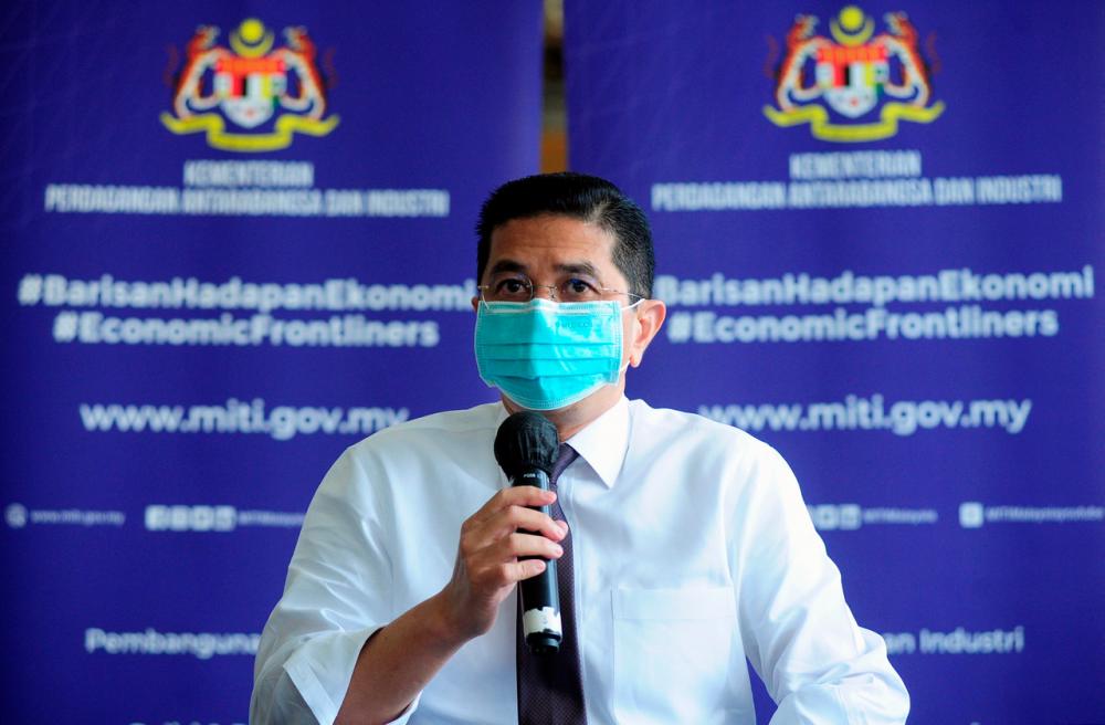 Mohamed Azmin: World Bankâs downward revision for Malaysiaâs GDP expected