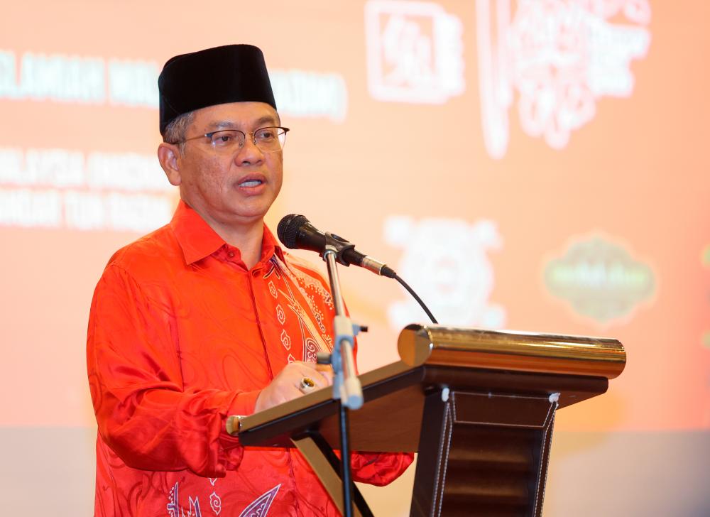 Mohd Na’im: Govt to intensify efforts to unite people regardless of background