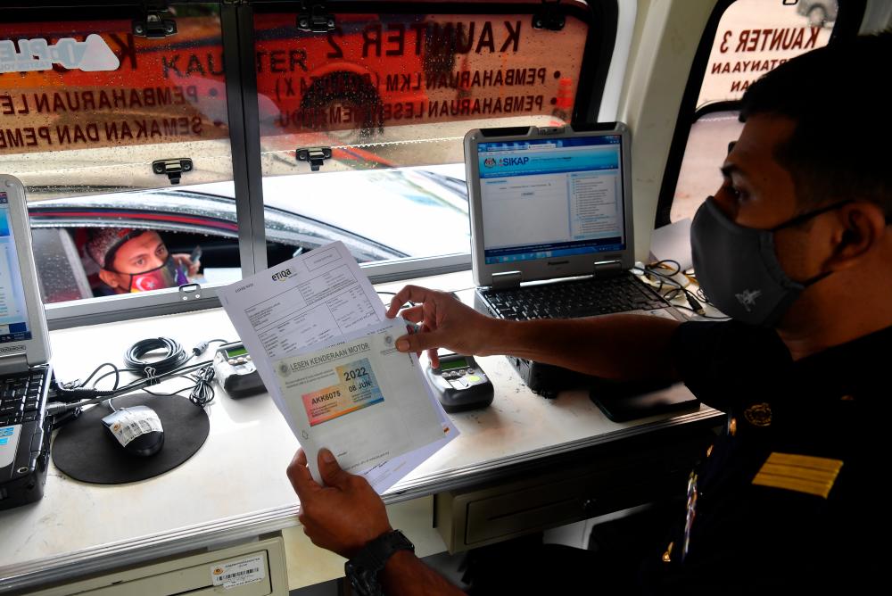 Moratorium period for driving license, road tax renewal extended to Dec 31