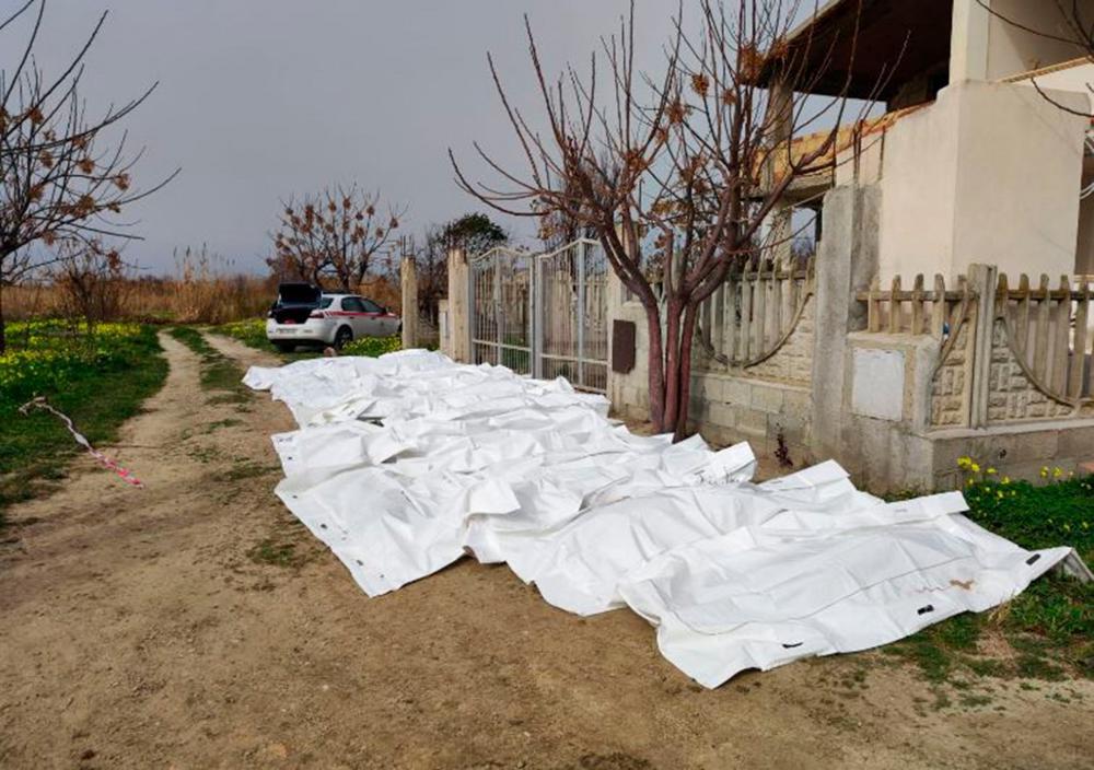 More than 40 migrants die in boat wreck off Italy More than 40 migrants die in boat wreck off Italy
