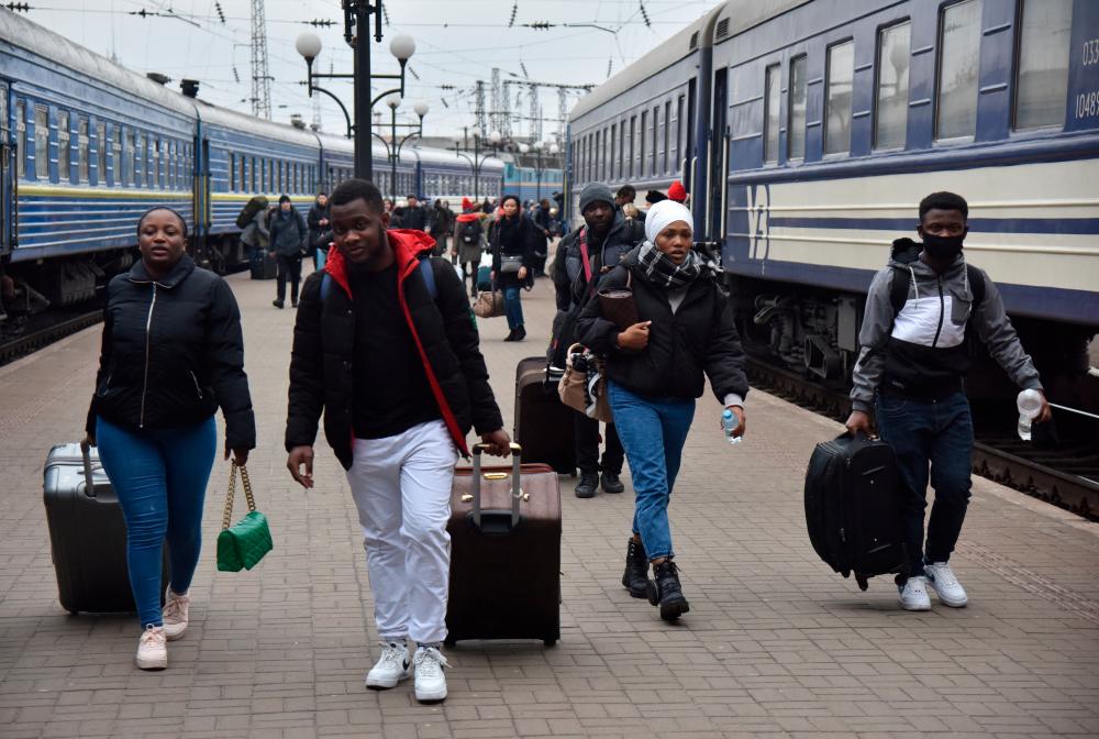More than 50,000 Ukrainians flee country in 48 hours: UN