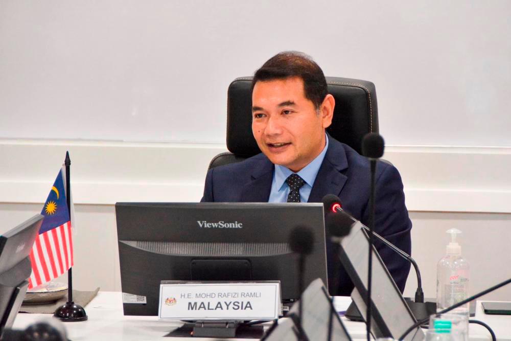 M’sia can achieve high-income nation status as early as 2026 if growth continues at 4-5% : Rafizi M’sia can achieve high-income nation status as early as 2026 if growth continues at 4-5% : Rafizi