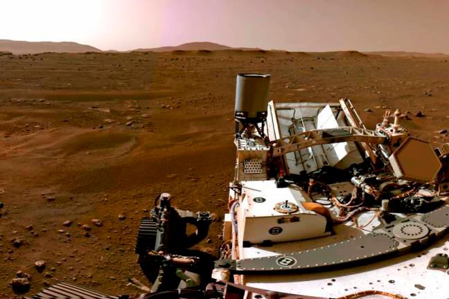 NASA Mars scientists spur girls to âreach for the starsâ