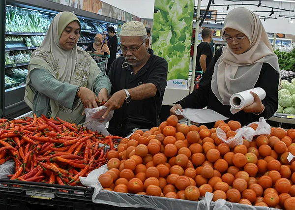 Netizens_praise_stable_prices__subsidies_ahead_of_Aidilfitri Netizens praise stable prices, subsidies ahead of Aidilfitri