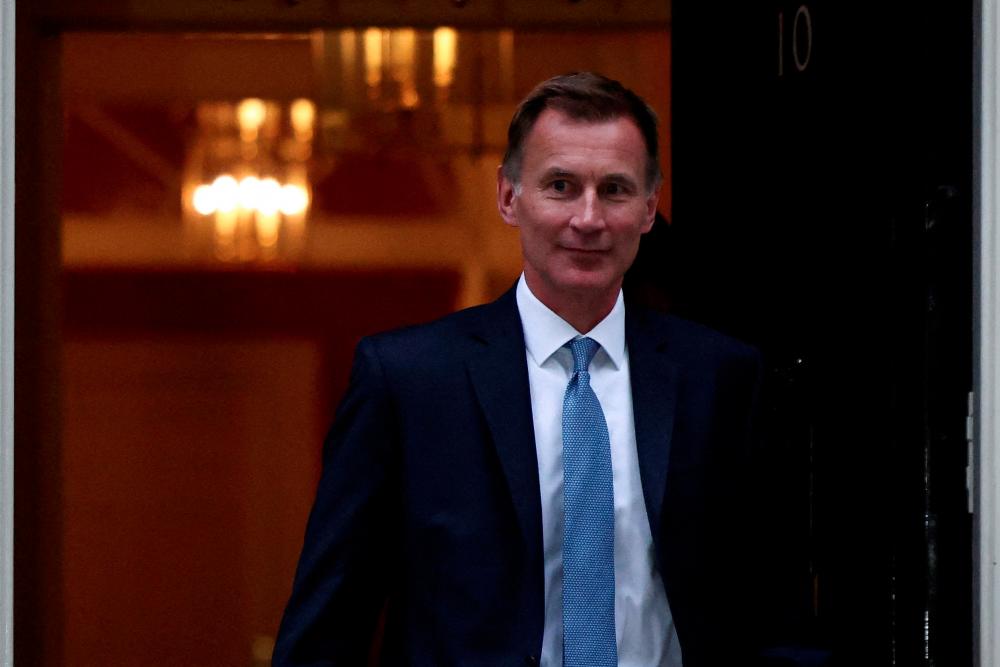 New UK finance minister Hunt reverses Truss’s economic plan in dramatic U-turn New UK finance minister Hunt reverses Truss’s economic plan in dramatic U-turn