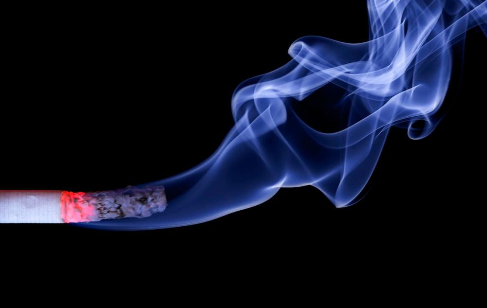 New Zealand stubs out smoking, passing wide-ranging tobacco ban