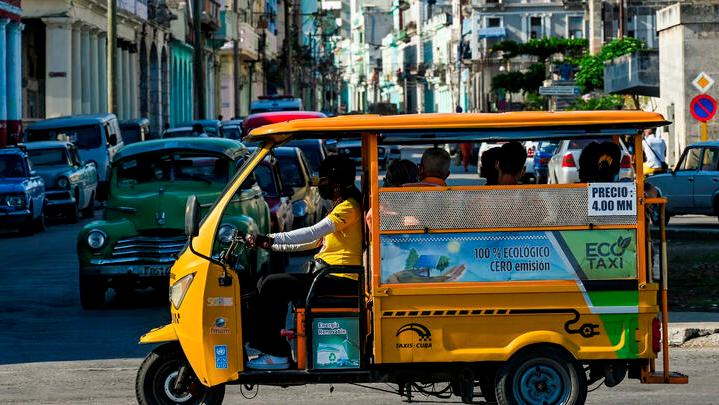 No petrol, no cars: Cubans turn to electric transport No petrol, no cars: Cubans turn to electric transport