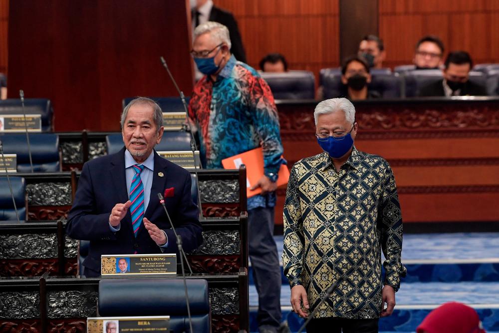 Nod given by Dewan Rakyat to anti-hopping bill a clear sign of mature politics: PM Nod given by Dewan Rakyat to anti-hopping bill a clear sign of mature politics: PM
