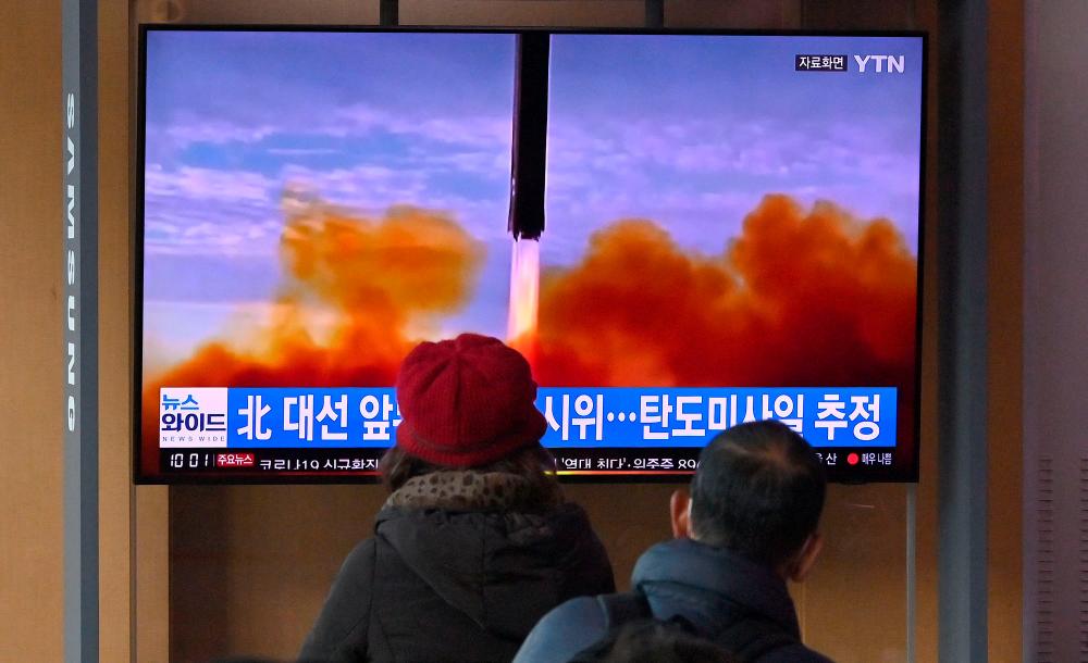 North Korea fires ballistic missile ahead of South’s election North Korea fires ballistic missile ahead of South’s election