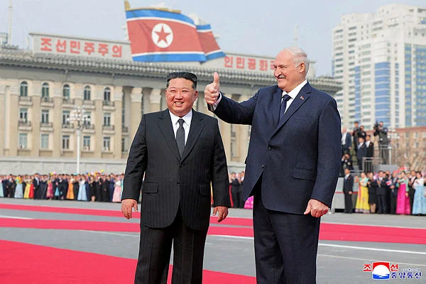 North Korea's Kim Jong Un hosts Belarus leader Lukashenko in Pyongyang