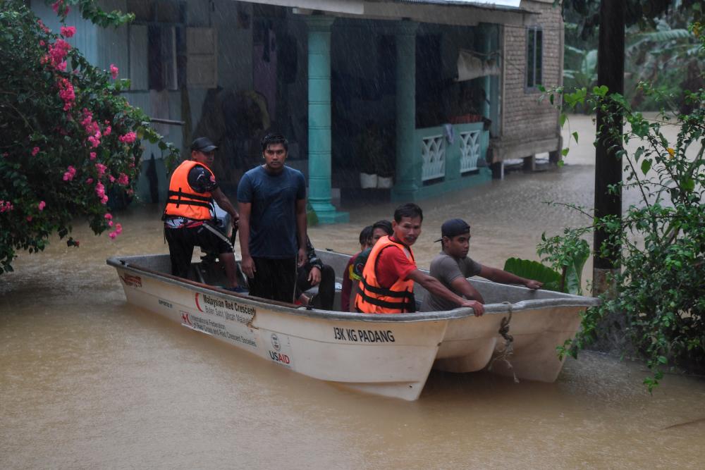 Number of flood victims in Kelantan, Terengganu continues to rise Number of flood victims in Kelantan, Terengganu continues to rise