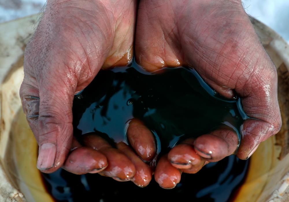 Oil steadies but Europe pandemic outlook knock demand hopes
