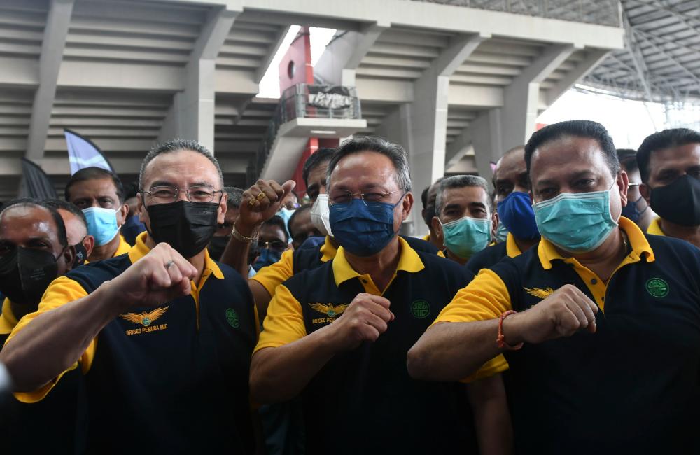 Okay for ‘Friends of BN’ to be given seats, just don’t take ours: MIC Okay for ‘Friends of BN’ to be given seats, just don’t take ours: MIC