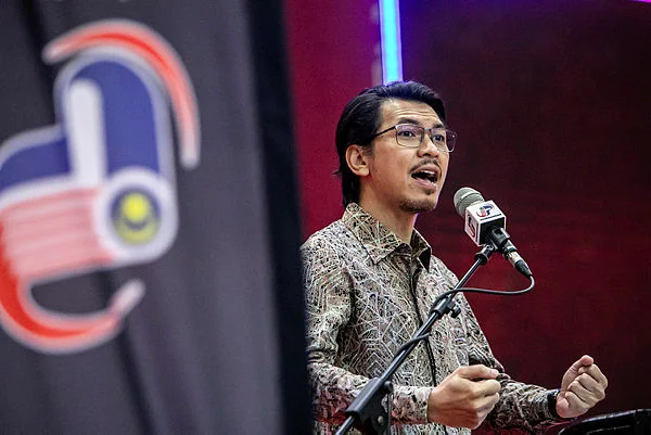 Government ready to adjust RON95 subsidy if costs surge