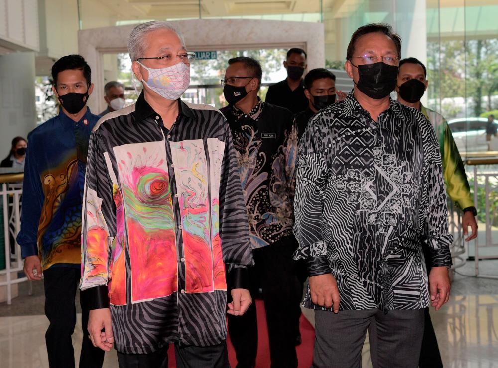 PM agrees Johor to be directly involved in special committee on Malaysia-Singapore border reopening