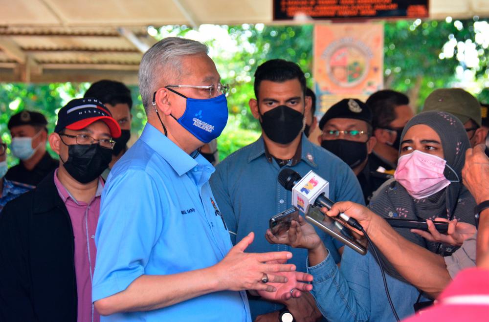 PM jamin bekalan elektrik disambung secepat mungkin PM jamin bekalan elektrik disambung secepat mungkin