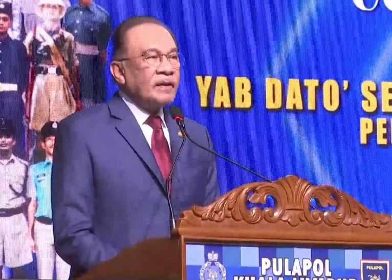 PM_Anwar_attends_219th_Police_Day_celebration_in_Kuala_Lumpur PM Anwar attends 219th Police Day celebration in Kuala Lumpur
