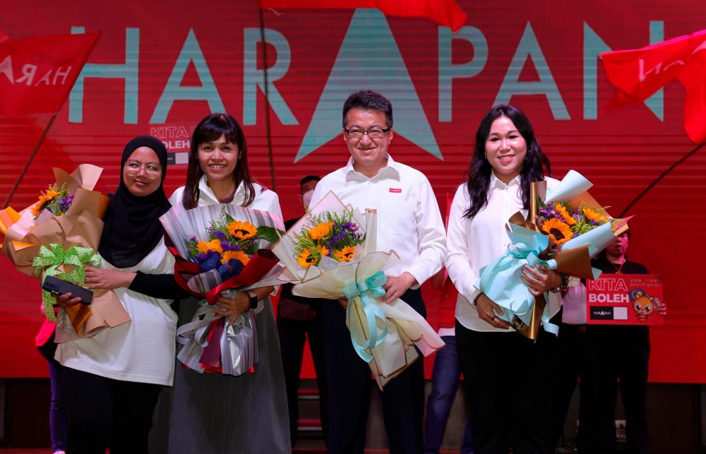PRU15: DAP umum Fatin Zulaikha bertanding di Mersing, Chin Tong di Iskandar Puteri PRU15: DAP umum Fatin Zulaikha bertanding di Mersing, Chin Tong di Iskandar Puteri