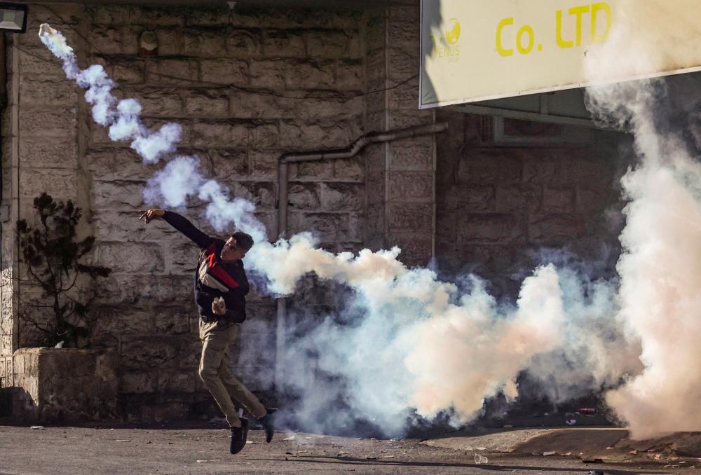 Palestinian dies of Israel gunshot wound in West Bank Palestinian dies of Israel gunshot wound in West Bank