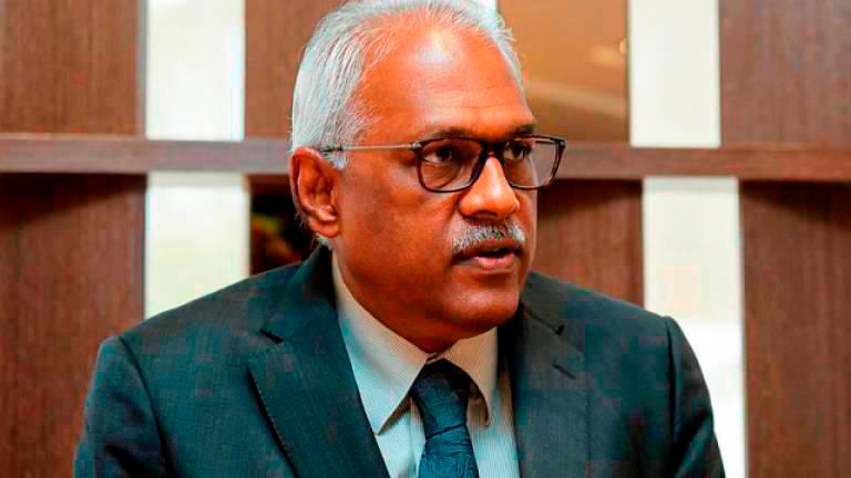 Parlimen bubar: Saman Charles kini akademik, SPR umum PRU15 pada 19 Nov - Peguam