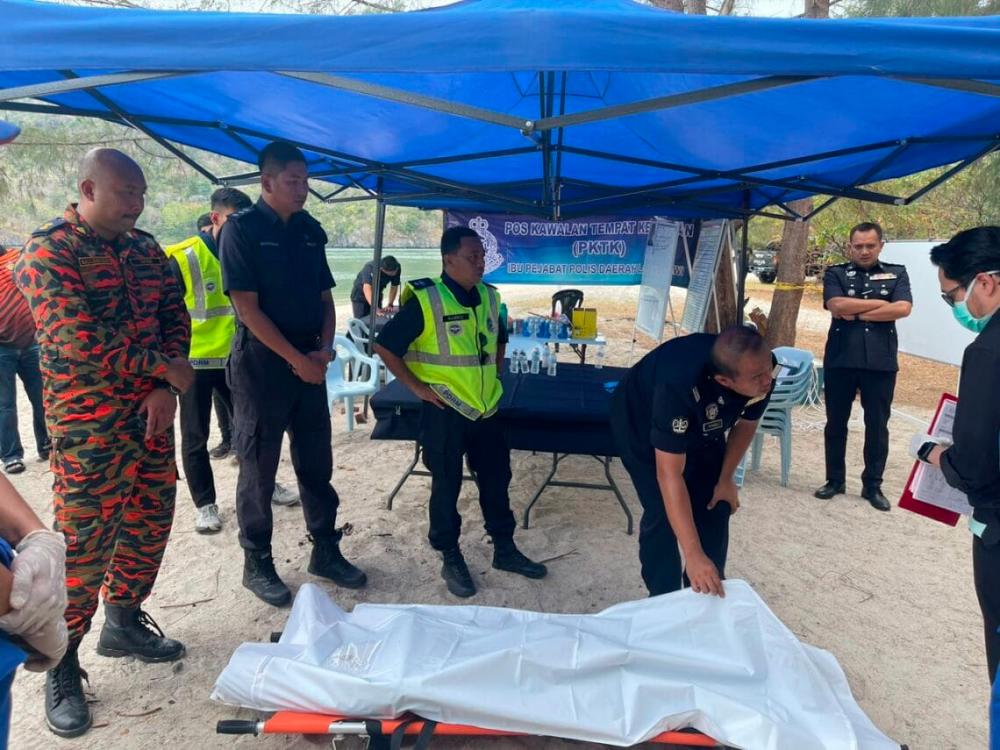 Pelajar UniKL hilang di Pantai Tanjung Rhu ditemukan lemas Pelajar UniKL hilang di Pantai Tanjung Rhu ditemukan lemas