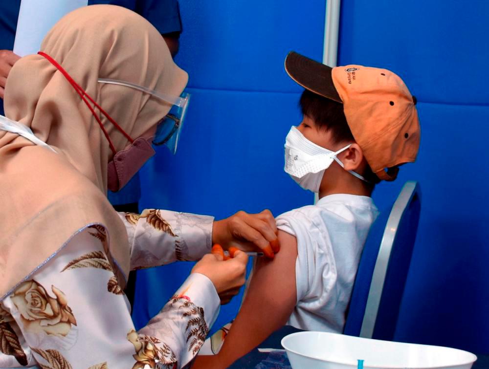 Pemberian vaksinasi kanak-kanak 5 hingga 11 tahun bermula Febuari Pemberian vaksinasi kanak-kanak 5 hingga 11 tahun bermula Febuari