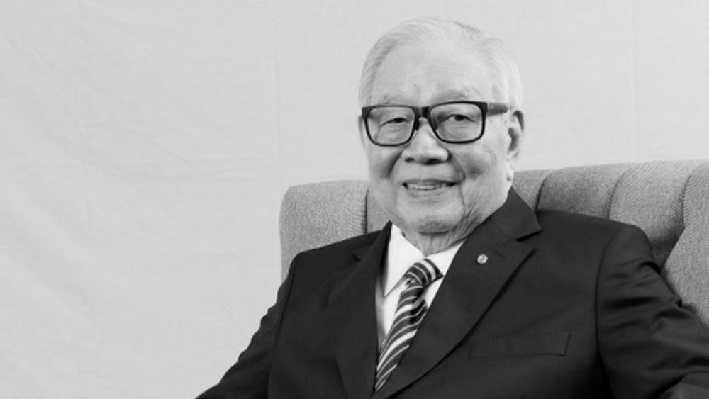 Pengasas Public Bank meninggal dunia pada usia 92 tahun Pengasas Public Bank meninggal dunia pada usia 92 tahun