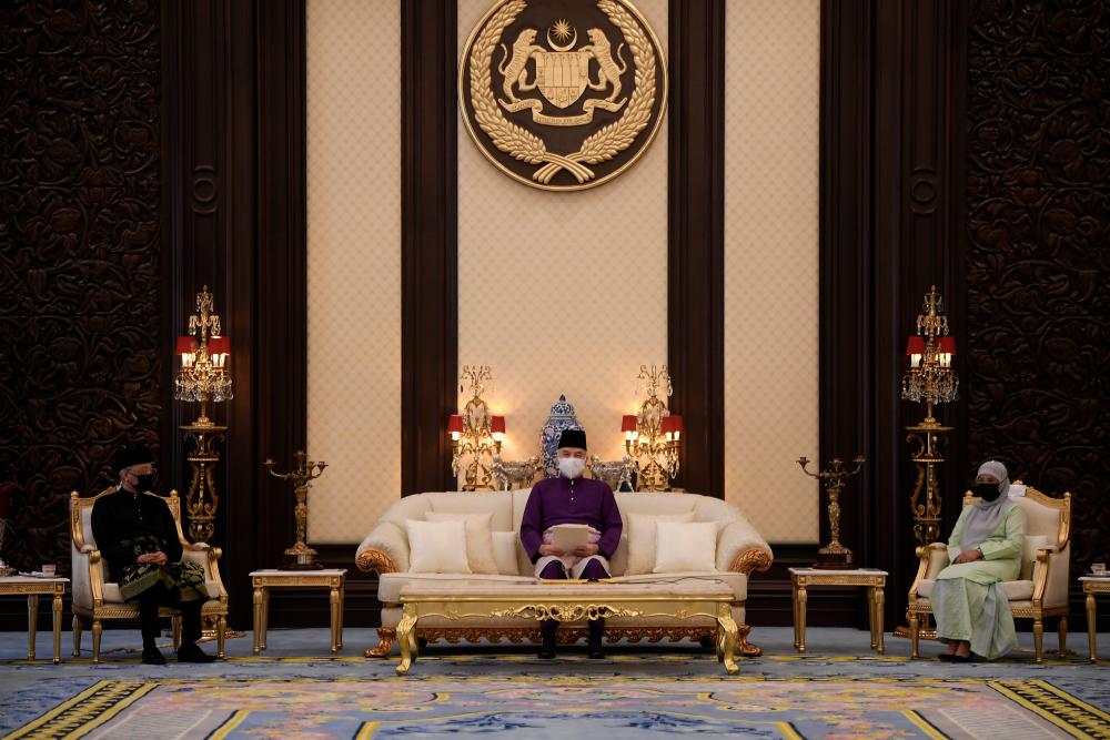 People need to be assured of their place in Keluarga Malaysia â Sultan Nazrin (Updated)