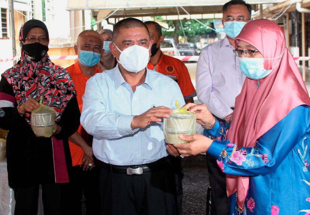 Perak MB to observe 14-day quarantine after close contact with Covid-19 patient