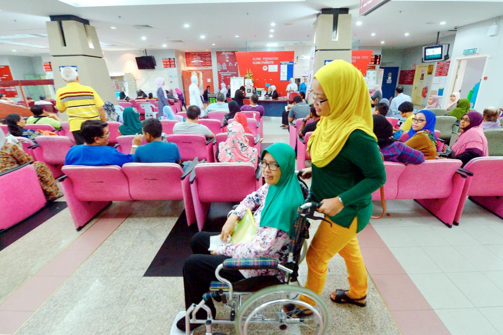Permohonan jawatan tetap pegawai pergigian, farmasi lantikan kontrak 2016, 2017 dibuka