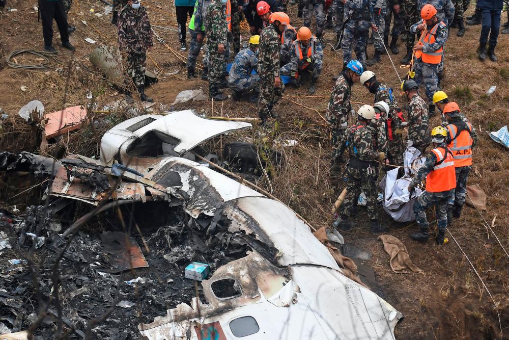 Pesawat terhempas di Nepal: Dua kotak hitam, satu lagi mayat ditemukan di lokasi nahas